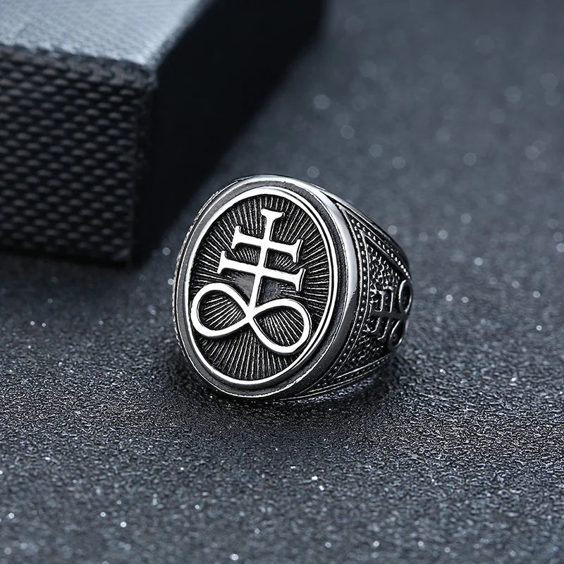 Signet Ring